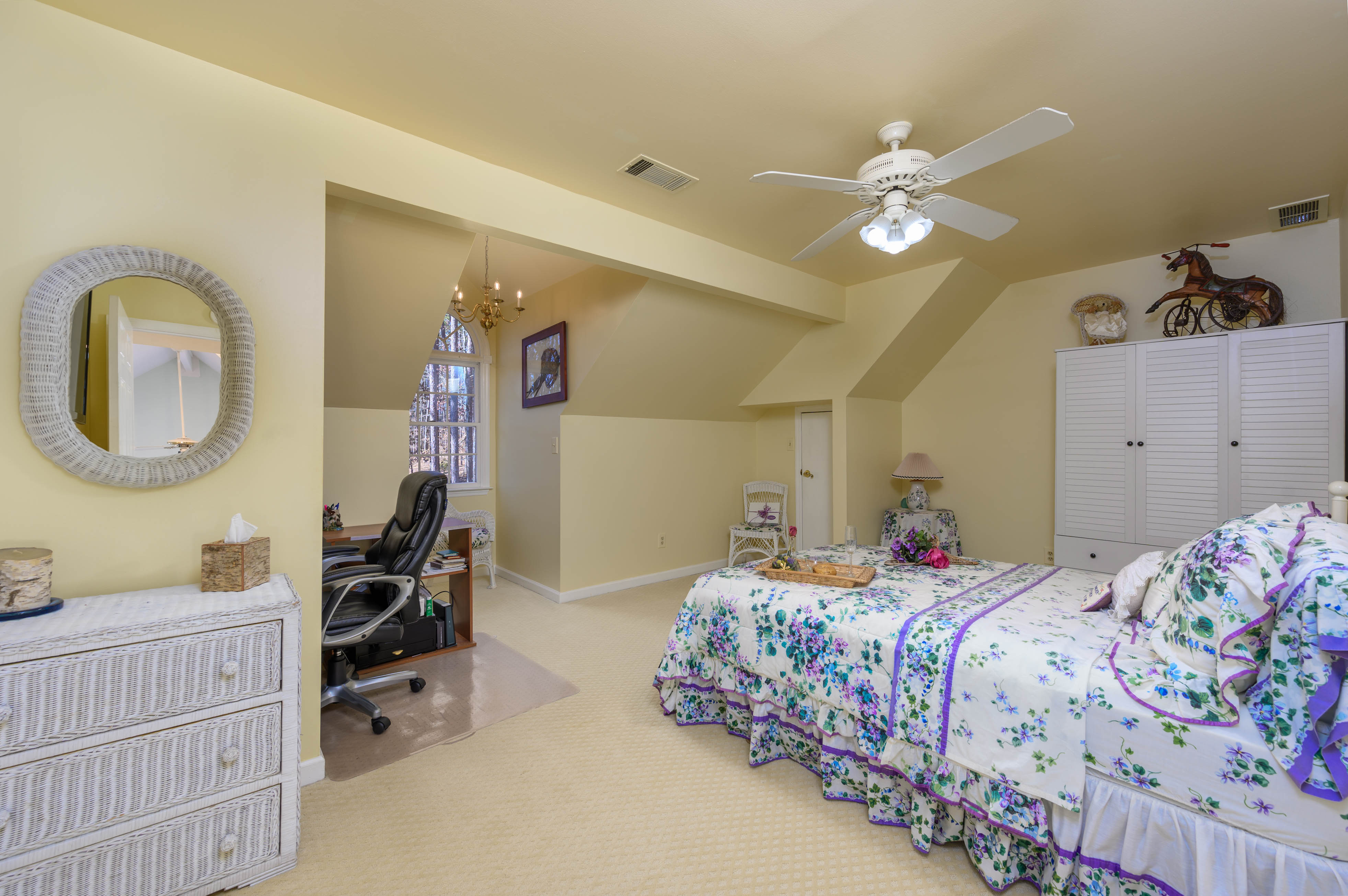 1031 Crackers Neck Road image 22